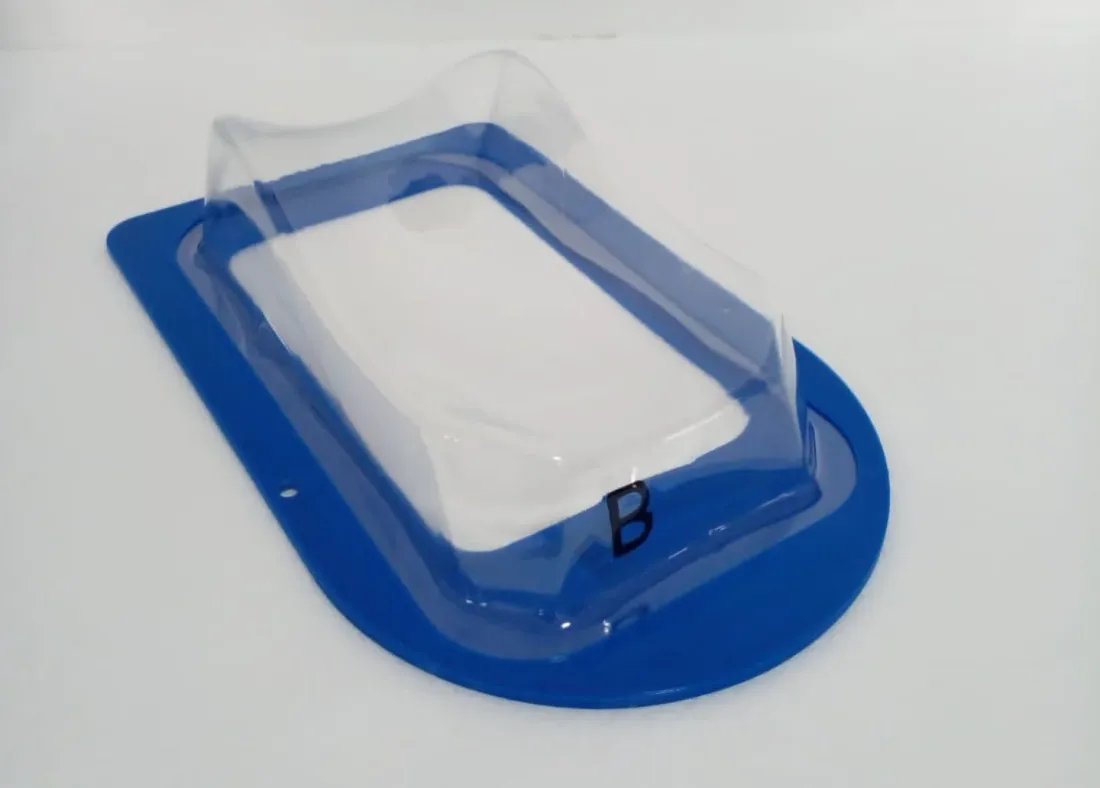 Almohada de acrílico con base impresa en 3D
